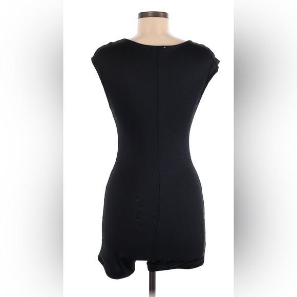 Zara black ribbed mini fitted romper - Picture 3 of 3